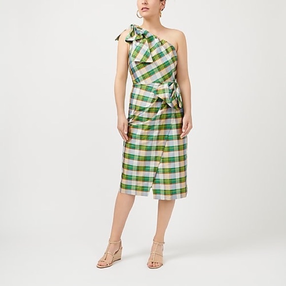green emerald velvet dress Kiel James Patrick Autumn Crisp Dress main image 0